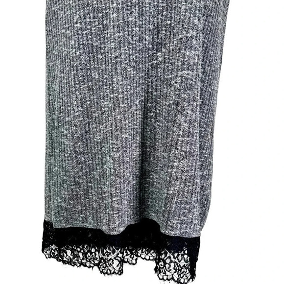 Torrid Size 0 Knit Dress with Lace trim - Picture 3 of 10